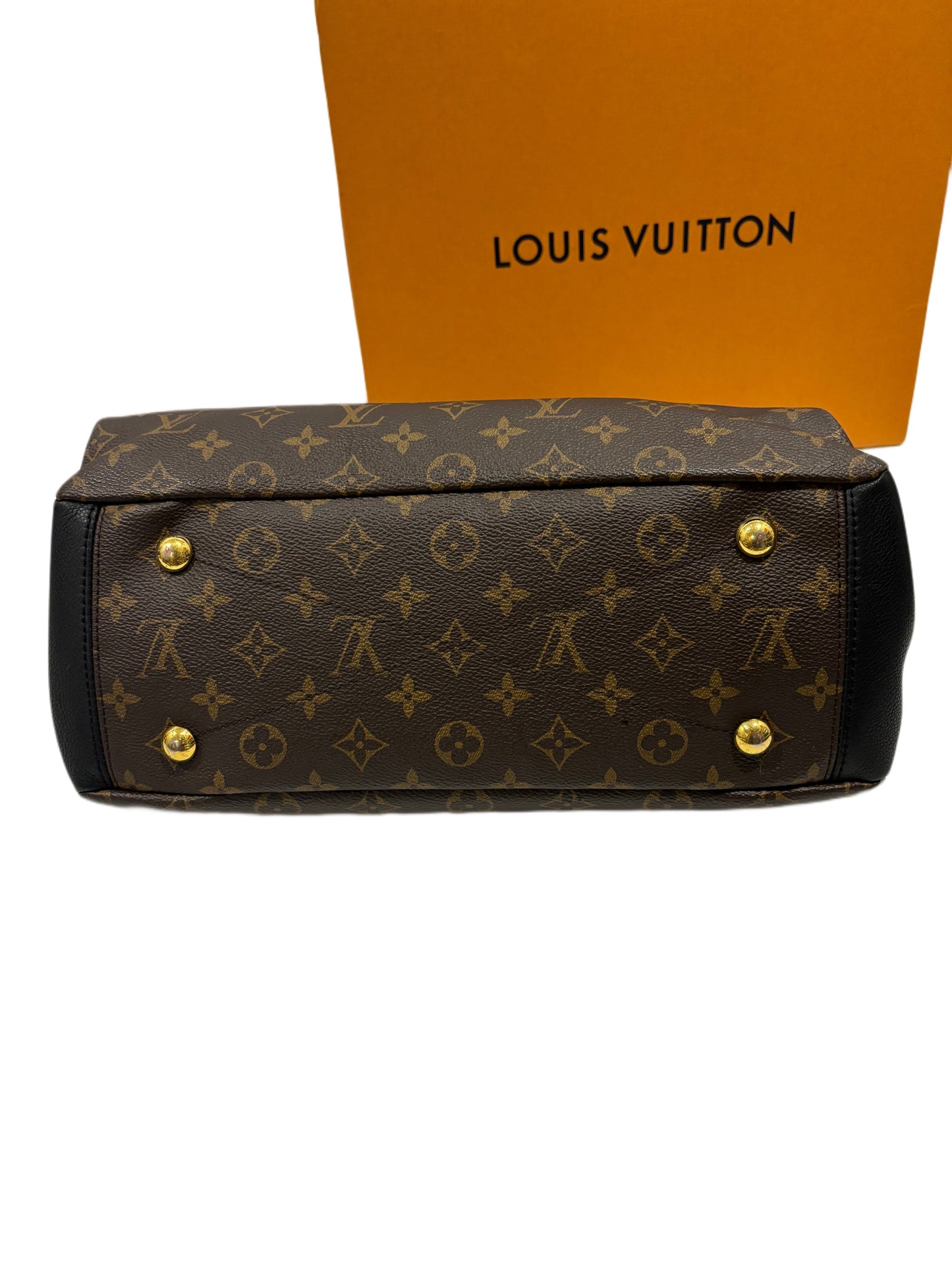LOUIS VUITTON Monogram Pallas